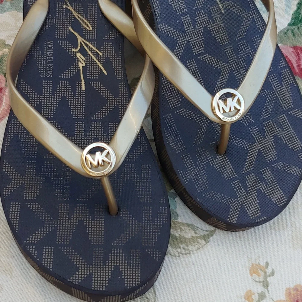 Michael Kors Bedford Gold and Brown Platform Wedge Sandals Women's size 11 - Picture 4 of 17